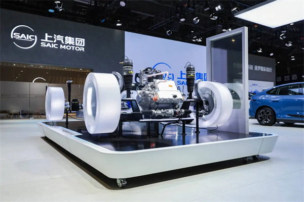 从黄浦江到全世界：上汽如何承载一座城的全球雄心？