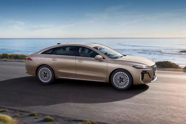 万马奔腾迎春来：上汽2025的体系破局与价值重估