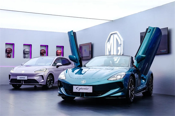 销量两位数增长！上汽2025：从容驭浪，科技向新