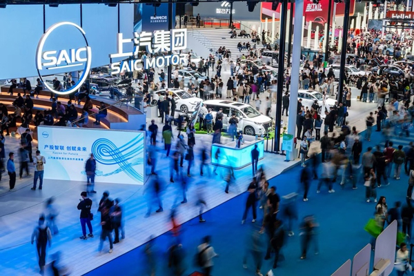 白驹启新，上汽集团“开门红”迎新春