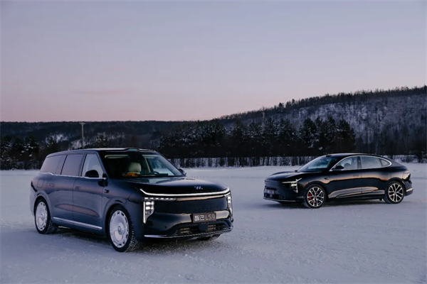 马年春风里，上汽集团按下爆款“加速键”