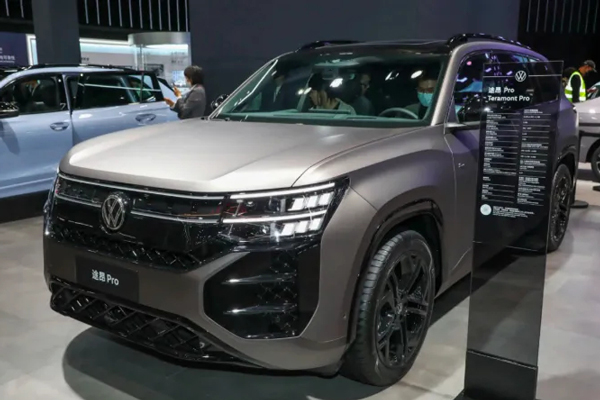 1月销量同比增近24%，自主品牌占比超65%，上汽赢在哪？